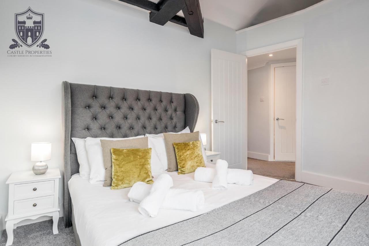 Castle Properties: The Sovereign 5 Bed Town House Windsor Ngoại thất bức ảnh